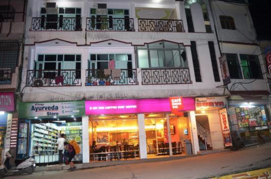 Hotel Surya Laxman Jhula Rishikesh Ngoại thất bức ảnh