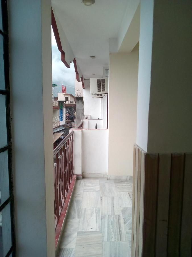 Hotel Surya Laxman Jhula Rishikesh Ngoại thất bức ảnh